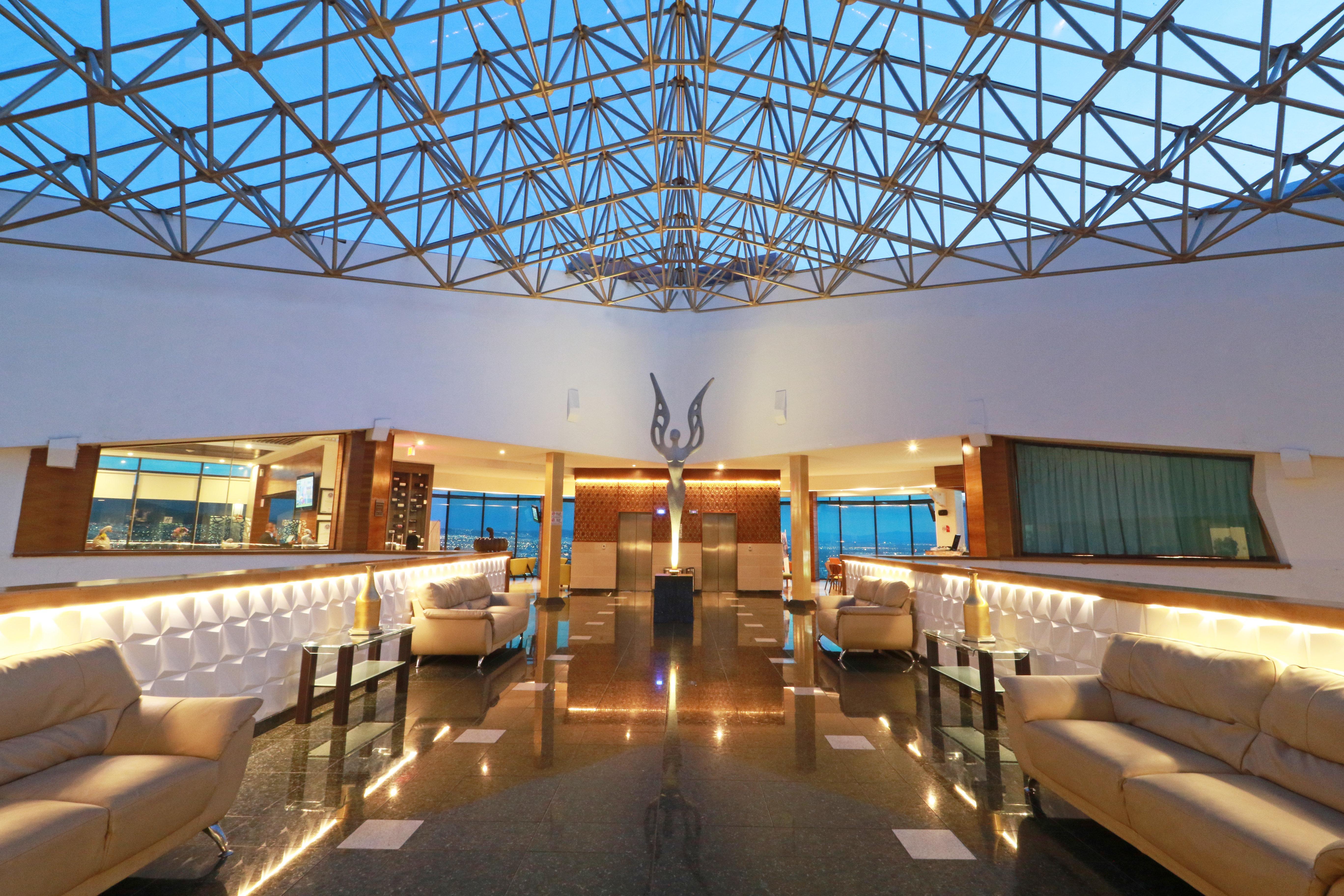 Holiday Inn Queretaro Zona Diamante By Ihg Bagian luar foto